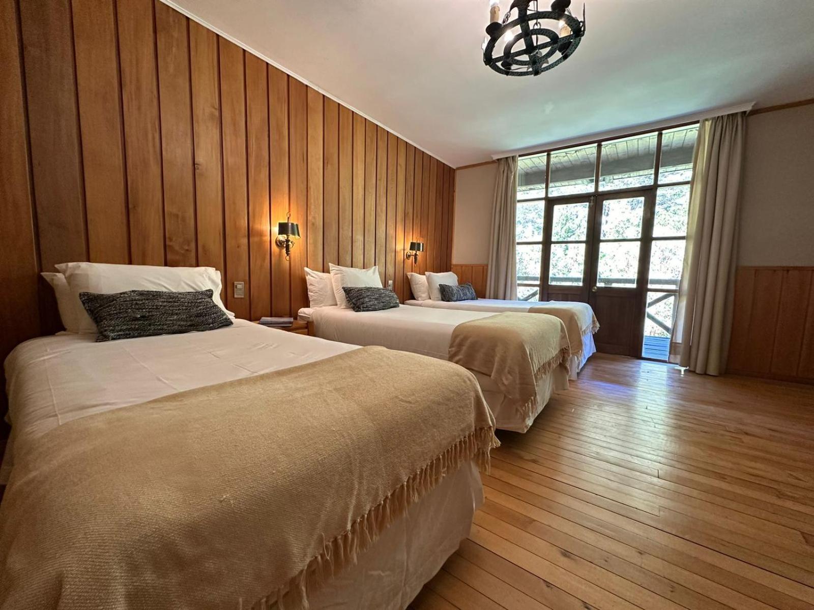 Mitico Puelo Lodge Las Gualas Екстериор снимка