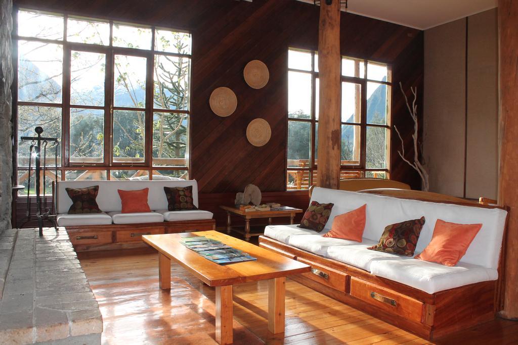 Mitico Puelo Lodge Las Gualas Екстериор снимка