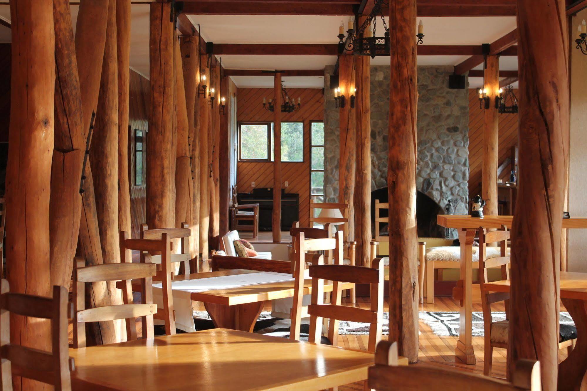 Mitico Puelo Lodge Las Gualas Екстериор снимка
